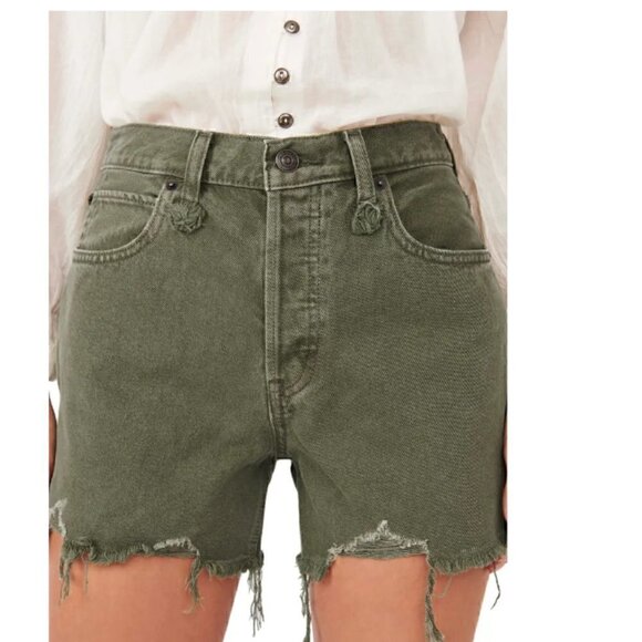 #41 NWT Free People Makai Cutoff Shorts in Army